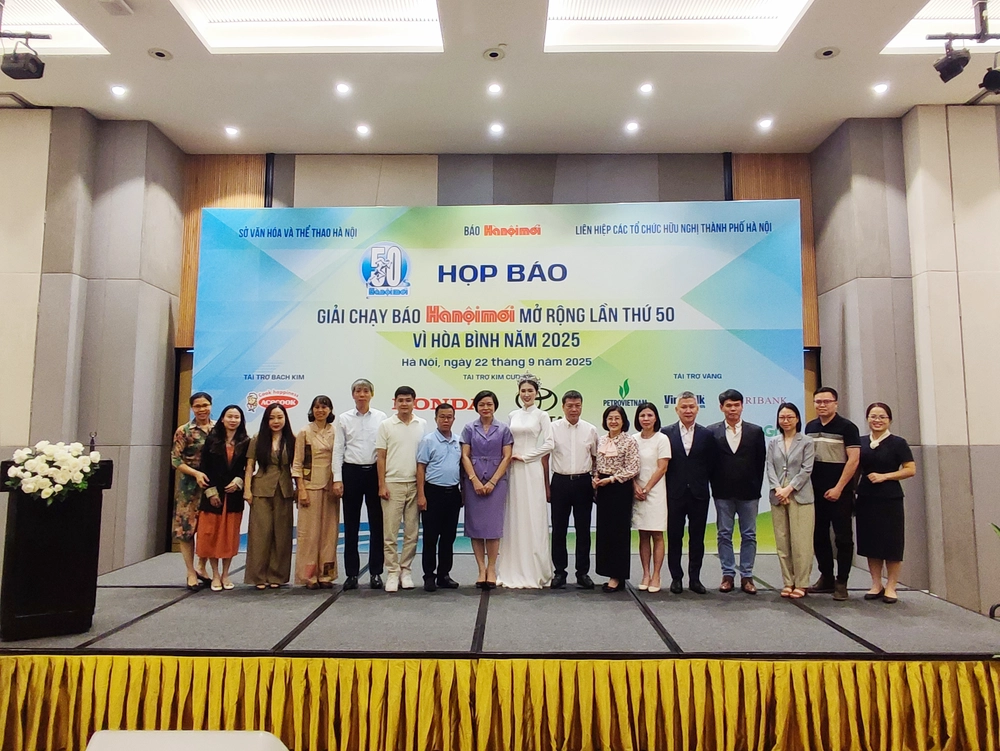 Chung kết giải chạy báo Hà Nội mới 2025 quy tụ nhiều VĐV chuyên nghiệp - Ảnh 2.