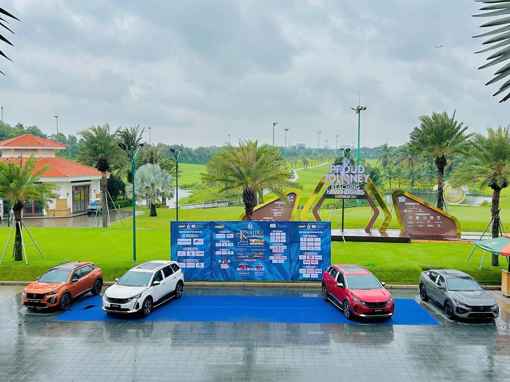Sôi nổi ngày khai mạc Giải Golf Kohble Championship - Tranh Cúp Báo Thể Thao & Văn Hóa  - Ảnh 1.