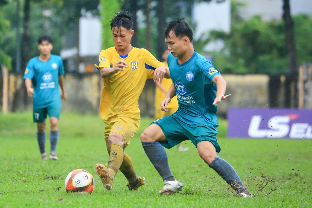 Nảy lửa vòng bán kết U17 Quốc gia 2025 - Ảnh 2.