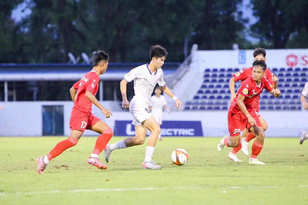 Nảy lửa vòng bán kết U17 Quốc gia 2025 - Ảnh 4.