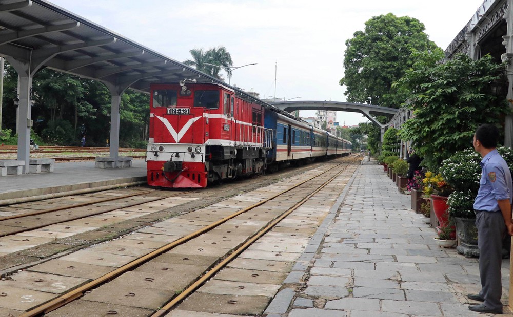 Hải Phòng thí điểm đưa đón cán bộ, công chức đi làm bằng tàu hỏa - Ảnh 3.