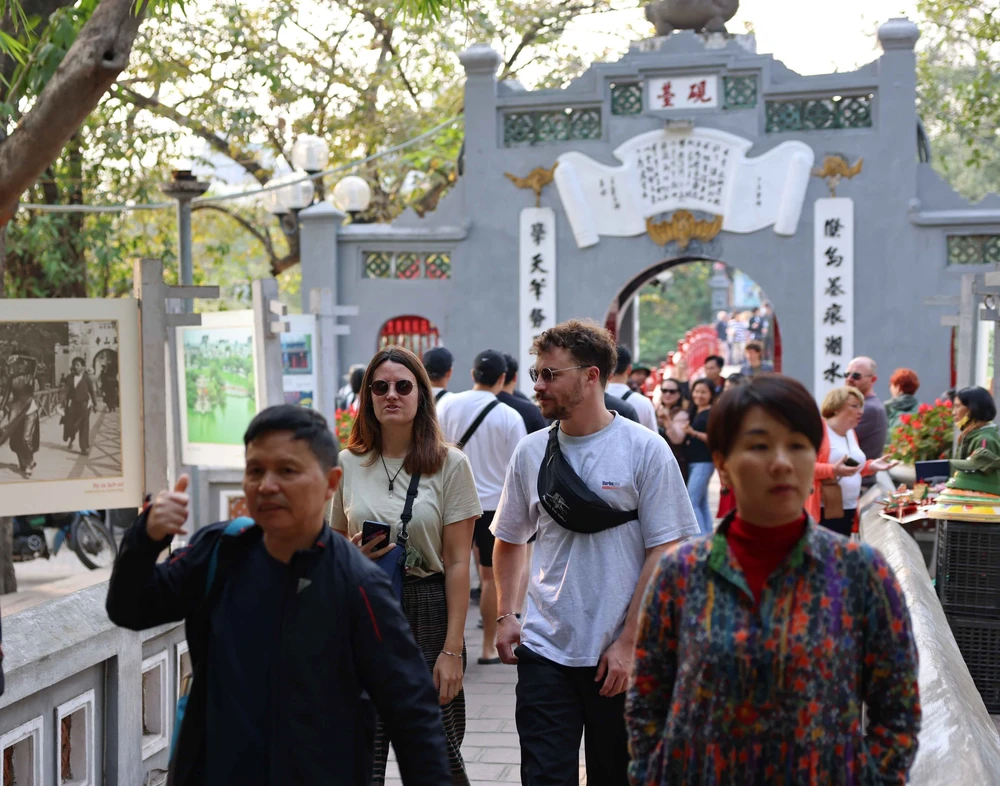 Giải thưởng Du lịch Việt Nam 2025 trở lại sau 5 năm gián đoạn vì Covid - 19 - Ảnh 2. Giải thưởng Du lịch Việt Nam 2025 trở lại sau 5 năm gián đoạn vì Covid - 19 - Ảnh 2.