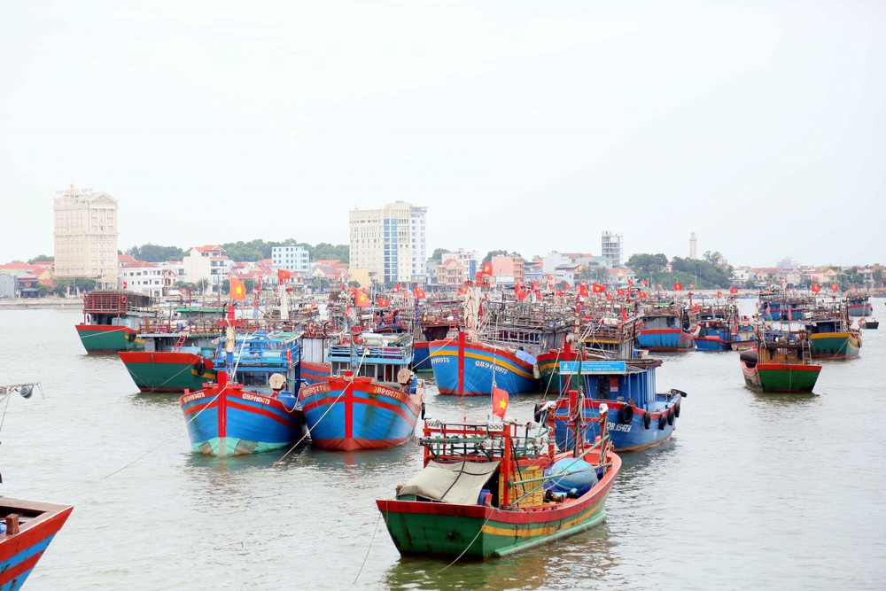 Tin nhanh về bão số 9 (lúc 16 giờ ngày 24/9) - Ảnh 1.