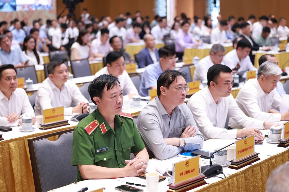 Thủ tướng Phạm Minh Chính: Cấp bách hoàn thành xây dựng cơ sở dữ liệu ở các cấp, ngành - Ảnh 4.
