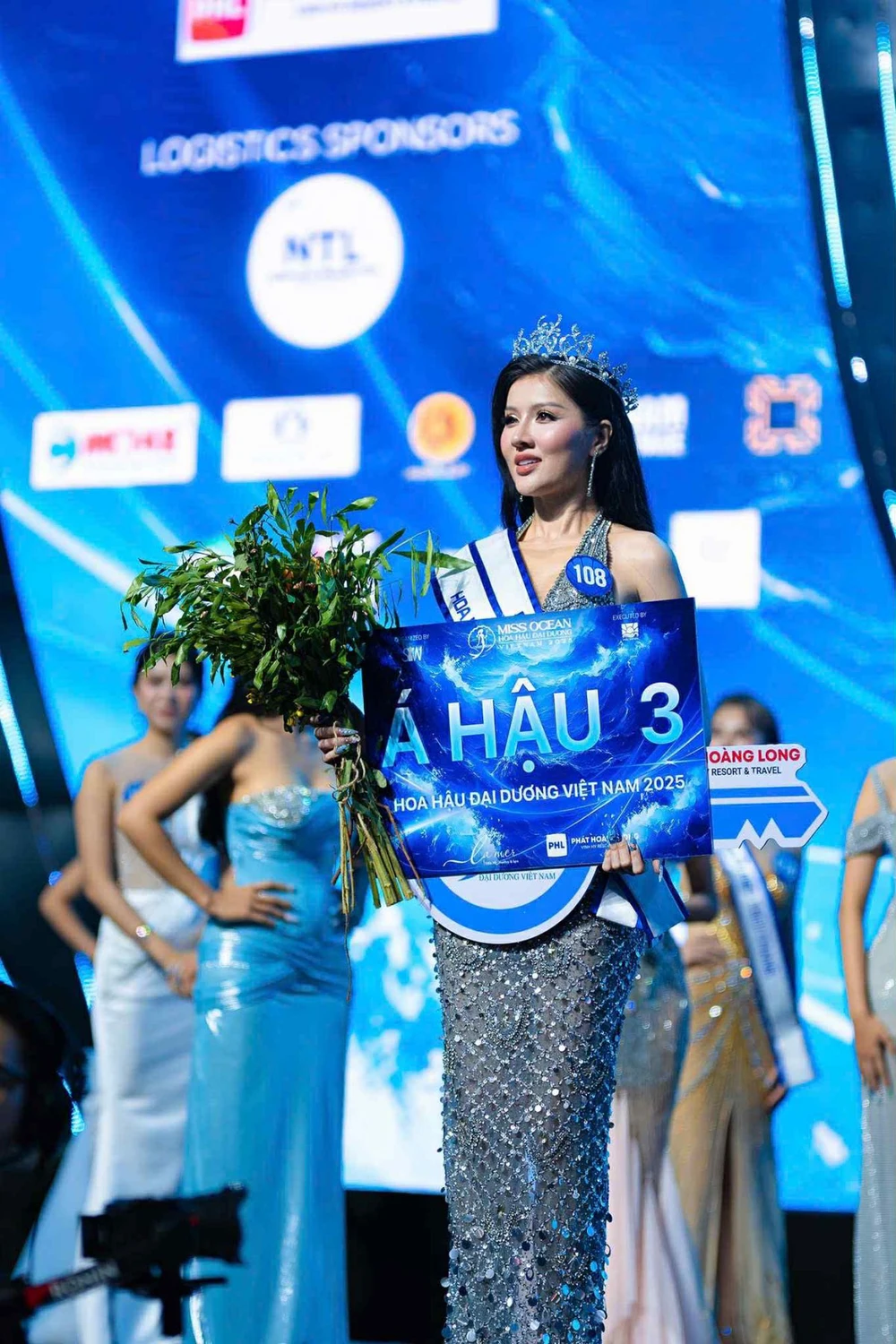 Diễm Châu: Từ cô gái rụt rè đến danh hiệu Á hậu Đại dương Việt Nam - Ảnh 4.