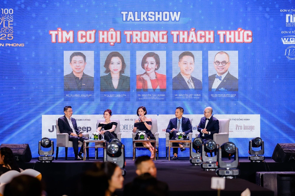 Đêm hội doanh nhân và ngoại giao trong khuôn khổ Top 100 Người Tiên phong 2025 - Ảnh 3.