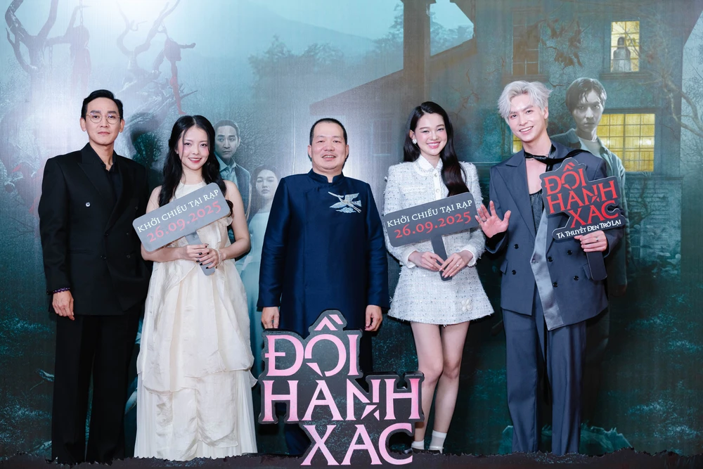 Sau 'Mưa đỏ', Hứa Vĩ Văn trở lại màn ảnh rộng với dự án kinh dị 'Đồi hành xác' - Ảnh 1.