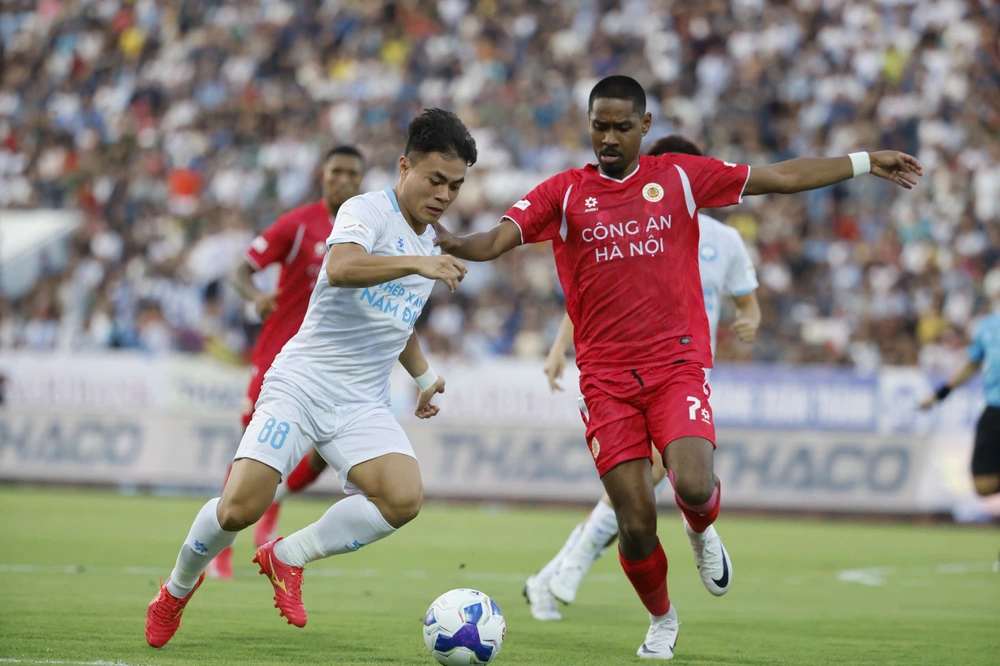 Vòng 5 LP Bank V-League 2025/26: Tâm điểm Thiên Trường - Ảnh 1.