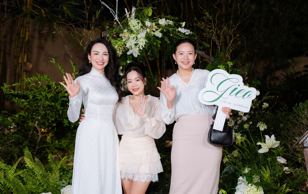 Hoa hậu Ngọc Diễm, Vy Oanh chung tay dự án cộng đồng &quot;Khi cuộc sống nở hoa&quot; - Ảnh 2.