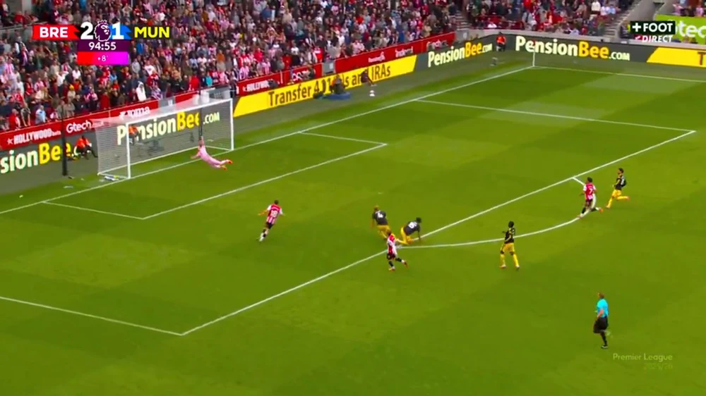 MU nhận thất bại thảm hại trước Brentford - Ảnh 2.