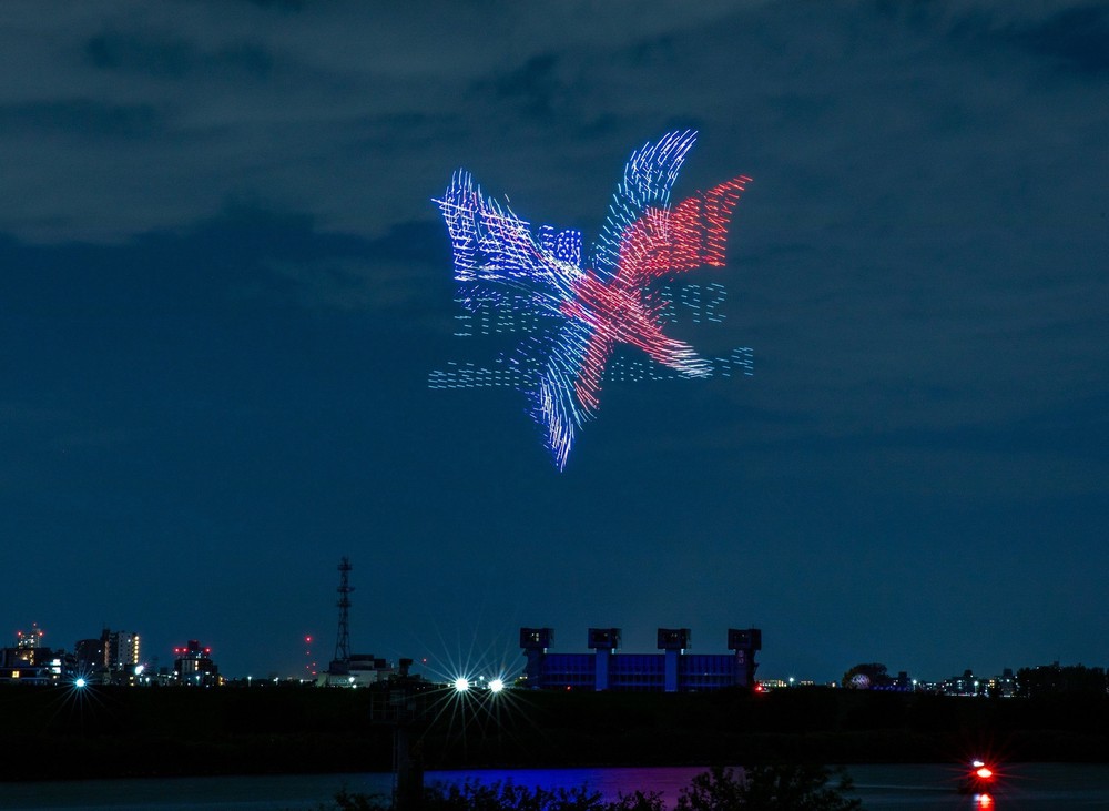 “Red x Blue Sparkle Gate” – Lễ hội pháo hoa bừng sáng trời đêm Tokyo - Ảnh 11.