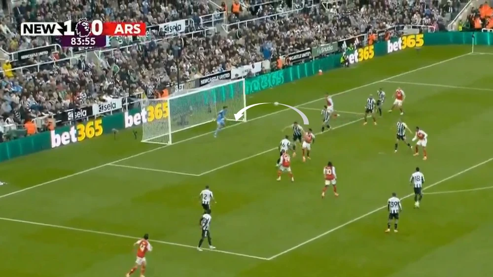 Arsenal ngược dòng ngoạn mục trước Newcastle - Ảnh 4.