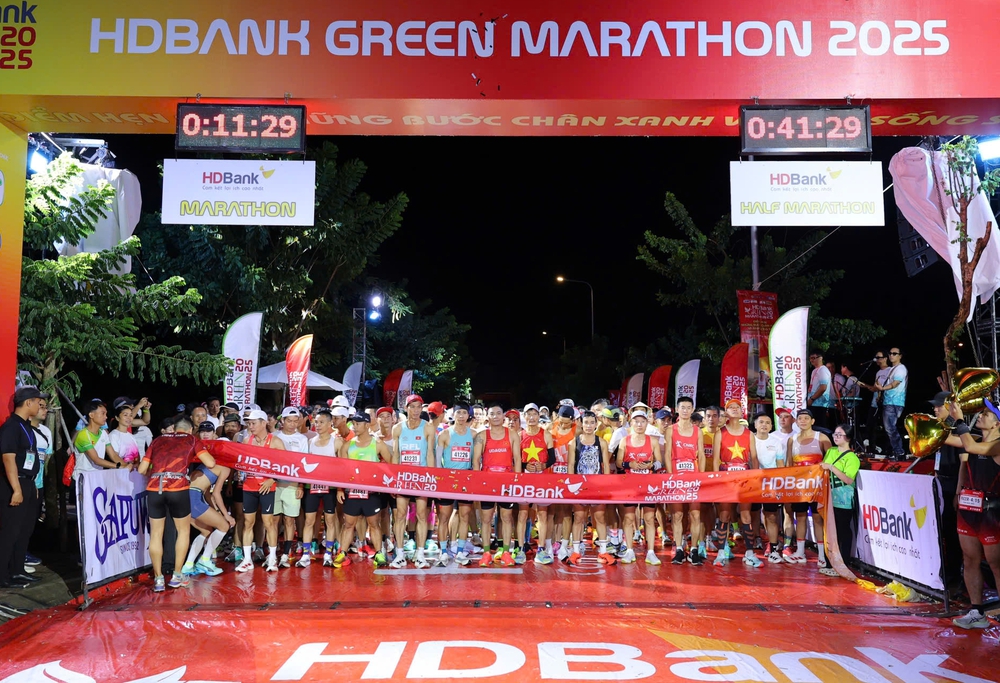 Vượt dàn sao đình đám, Huỳnh Anh Khôi phá sâu kỷ lục để vô địch Marathon Cần Giờ - Ảnh 3.