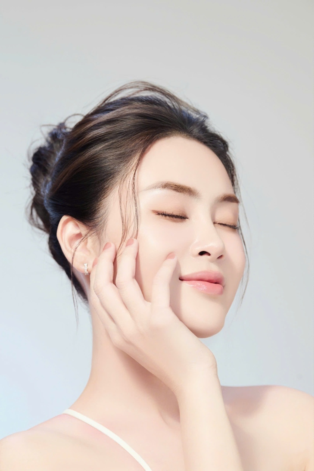 Hoa hậu Lý Kim Thảo lấn sân kinh doanh ở tuổi 29 - Ảnh 2.