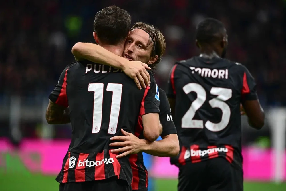 AC Milan lên đầu bảng Serie A: Milan này cho Scudetto?! - Ảnh 1.