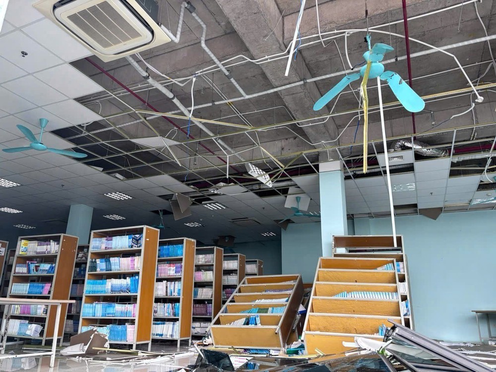 Bão số 10 đổ bộ vào ban đêm gây thiệt hại nặng nề cho người dân Hà Tĩnh - Ảnh 7.