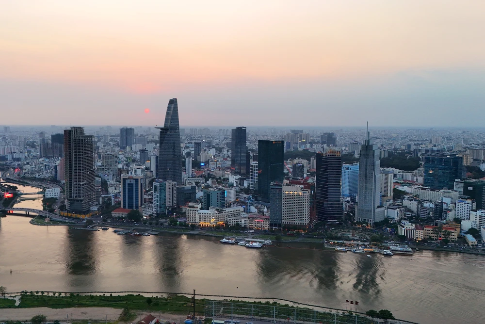 Thành phố Hồ Chí Minh lần đầu vượt Bangkok, vào Top 95 trung tâm tài chính toàn cầu - Ảnh 1.