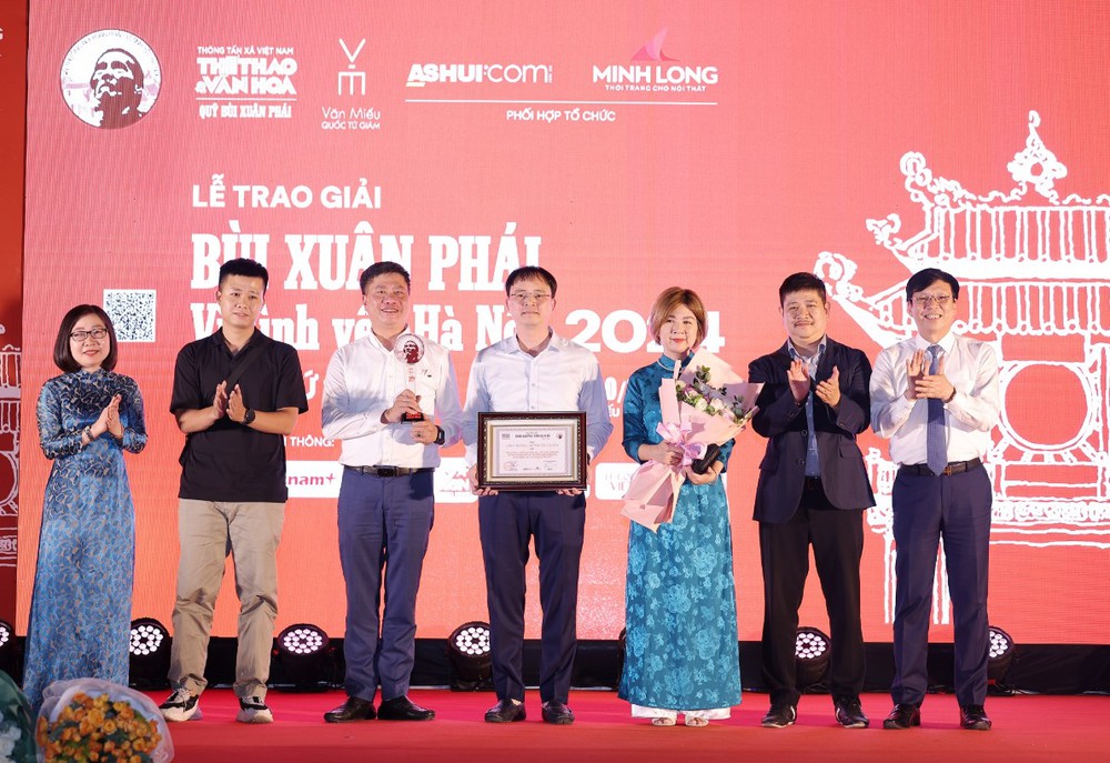 Bảng vàng Giải thưởng 'Bùi Xuân Phái - Vì tình yêu Hà Nội' từ 2008 - 2024 - Ảnh 9.