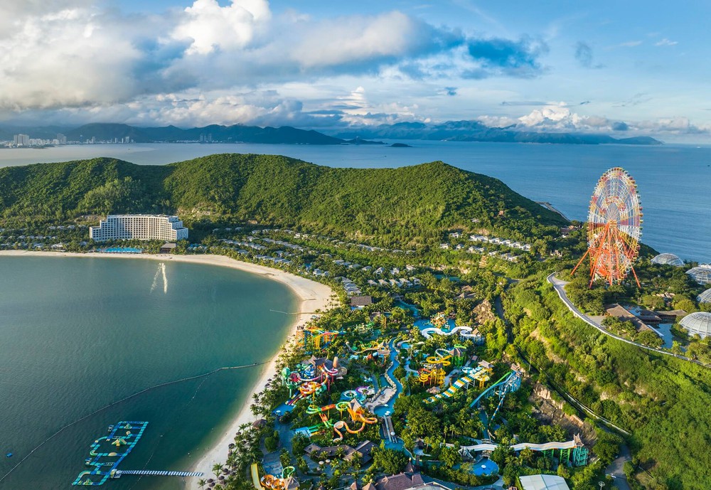 Kỷ nguyên vươn mình của du lịch Việt Nam - Ảnh 1.