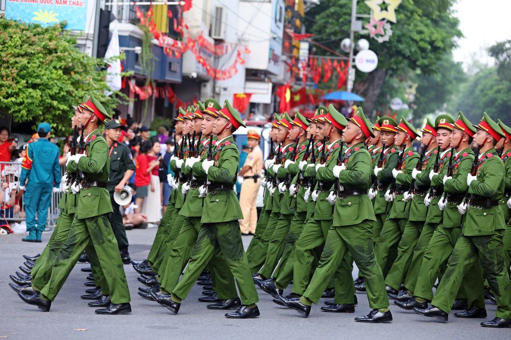 Đội hình diễu binh, diễu hành A80 hoàn thành nhiệm vụ, trở về đơn vị - Ảnh 2.