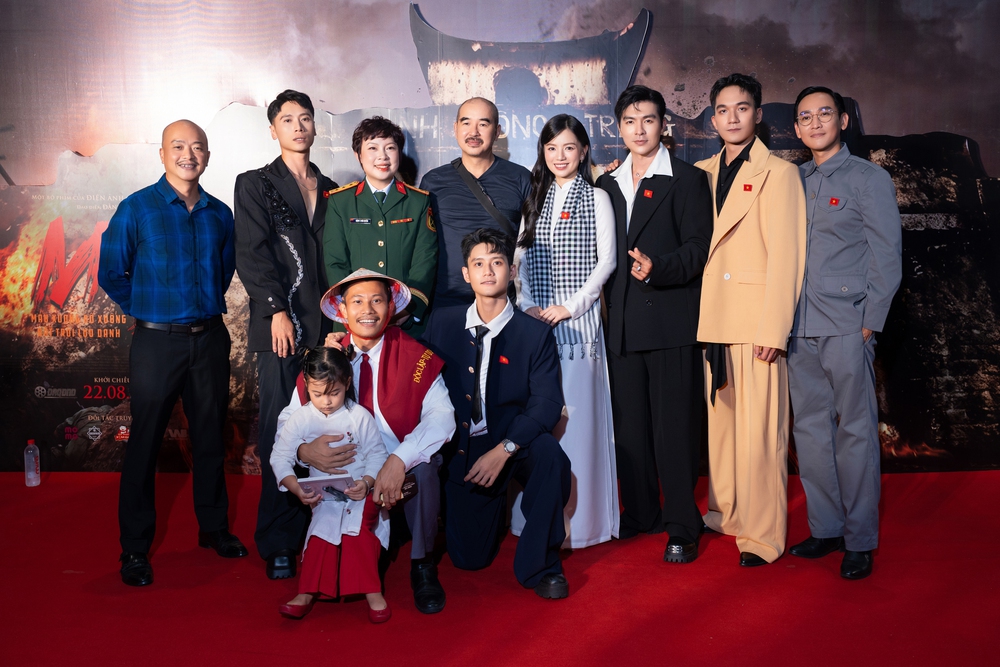 Phim &quot;Mưa đỏ&quot; được chọn đại diện Việt Nam tham dự Vòng sơ tuyển Giải Oscars lần thứ 98 - Ảnh 2.
