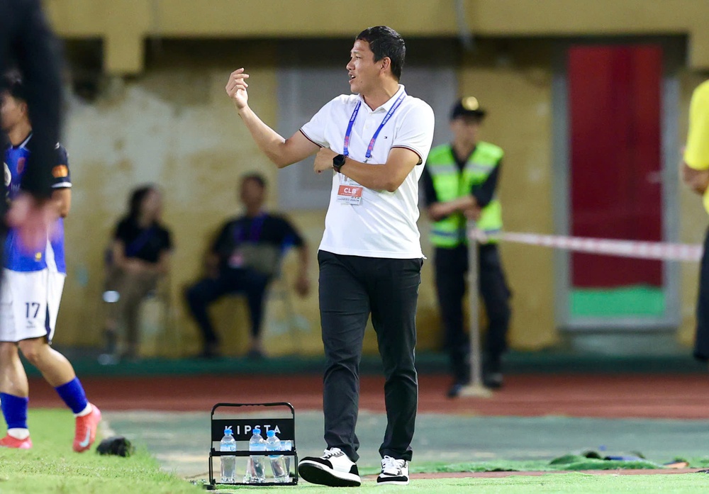 Ghế HLV V-League ngày càng “nóng”! - Ảnh 1.