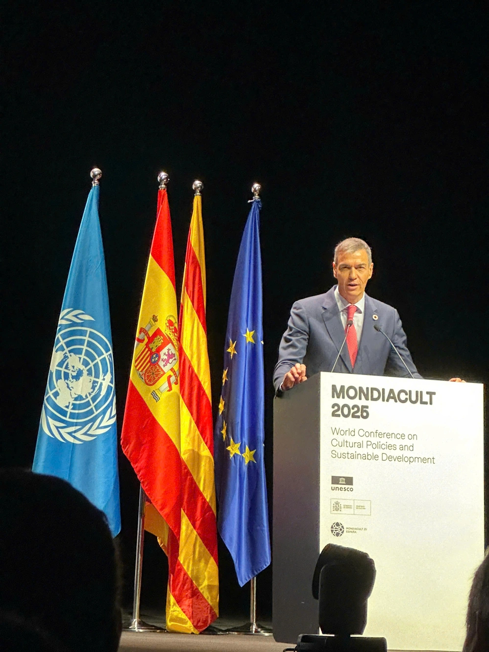 MONDIACULT 2025: Văn hóa - 'Trụ cột' quyết định tương lai phát triển bền vững. - Ảnh 2.