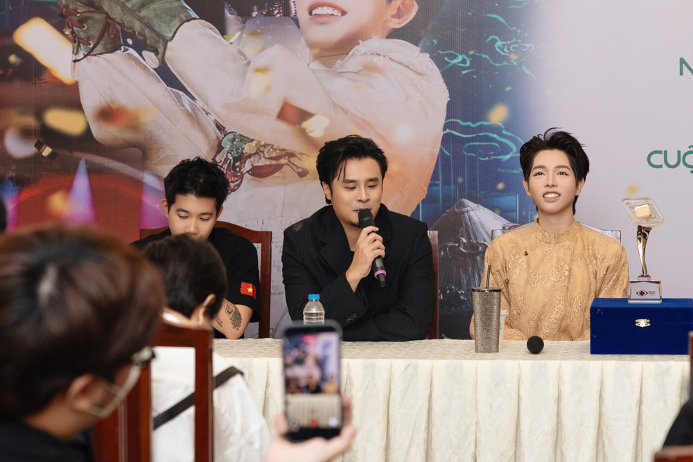 Đức Phúc lần đầu chia sẻ về chiến thắng tại  Intervision Song Contest 2025 - Ảnh 3.