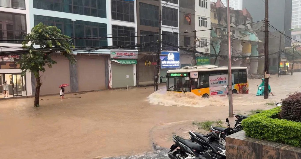 Cảnh báo những điểm ngập lụt do ảnh hưởng của bão số 10 (Bualoi) - Ảnh 4.