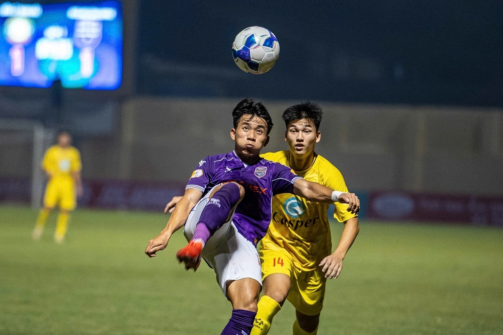 V-League trở lại với guồng quay HLV mất việc - Ảnh 3.
