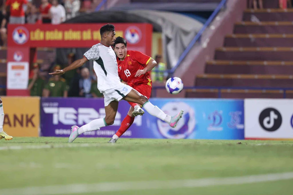 Không chỉ một ngôi sao: Bí quyết ghi bàn đa dạng của U23 Việt Nam - Ảnh 1.