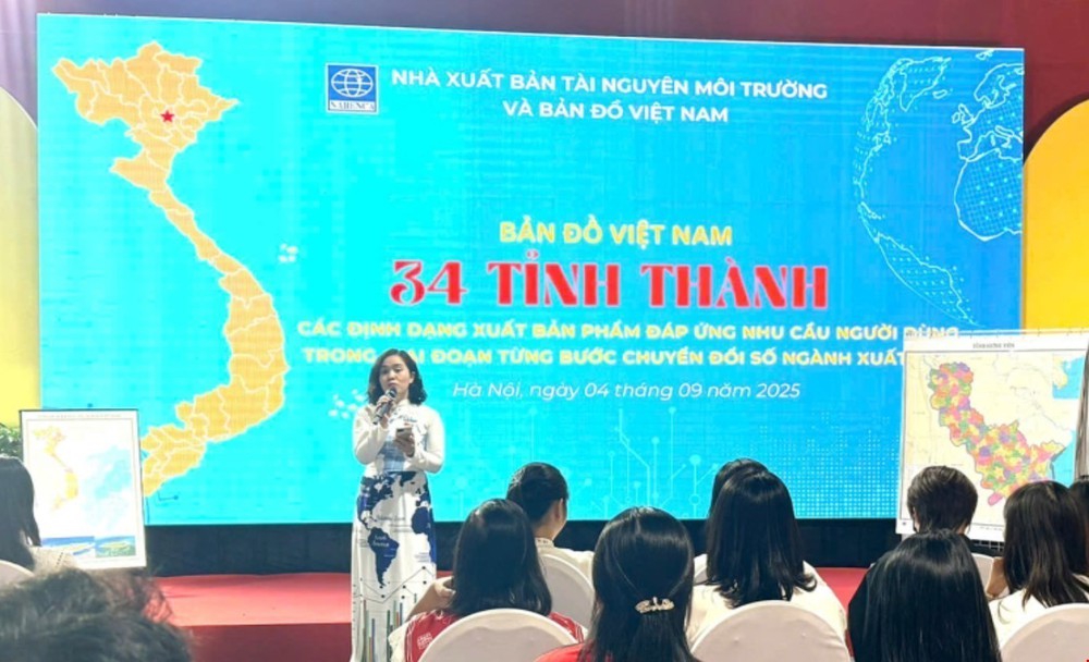 Triển lãm thành tựu đất nước: Lần đầu ra mắt các ấn phẩm “Bản đồ Việt Nam 34 tỉnh, thành” - Ảnh 2.