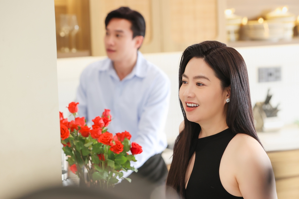 &quot;Chị ngã em nâng&quot;: Lê Khánh - Uyển Ân đối đáp &quot;không ai vừa ai&quot; - Ảnh 3.