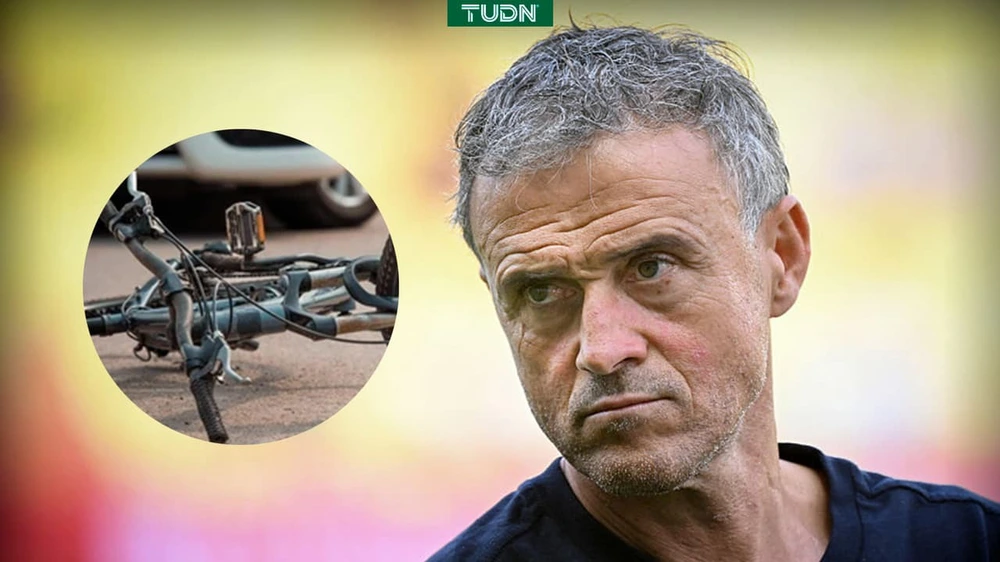 HLV Luis Enrique bị tai nạn, phải nhập viện phẫu thuật gấp - Ảnh 1.