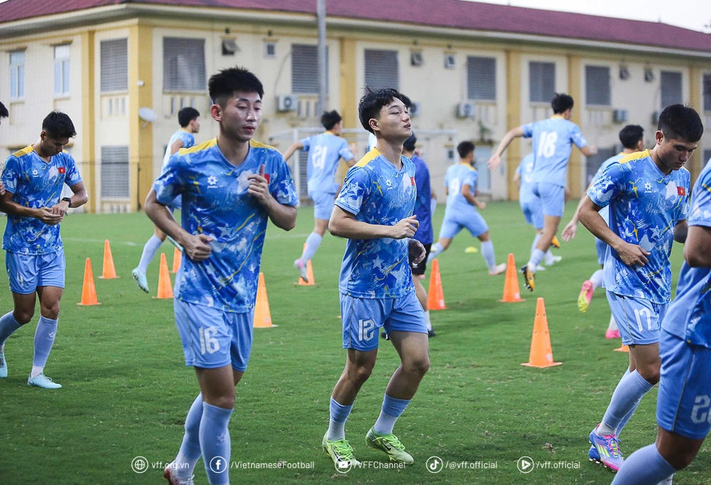 Lịch thi đấu bóng đá hôm nay 6/9: Trực tiếp U23 Việt Nam vs U23 Singapore - Ảnh 1.