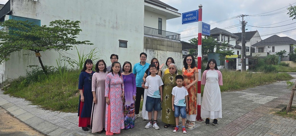 80 năm Thông tấn xã Việt Nam (1945 - 2025): Dấu ấn sâu đậm của phóng viên, điện báo viên trên mặt trận Trị Thiên - Ảnh 3.