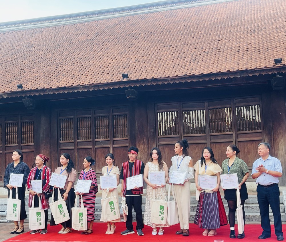 Triển lãm mỹ thuật quốc tế “Tình bạn - Amistad - Pagkakaibigan 2025&quot; - Ảnh 2.