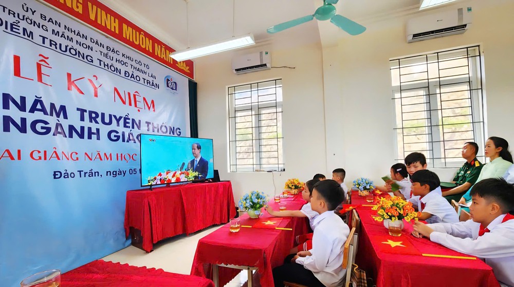Khai trường nơi đảo xa: Trang trọng và ý nghĩa - Ảnh 4.