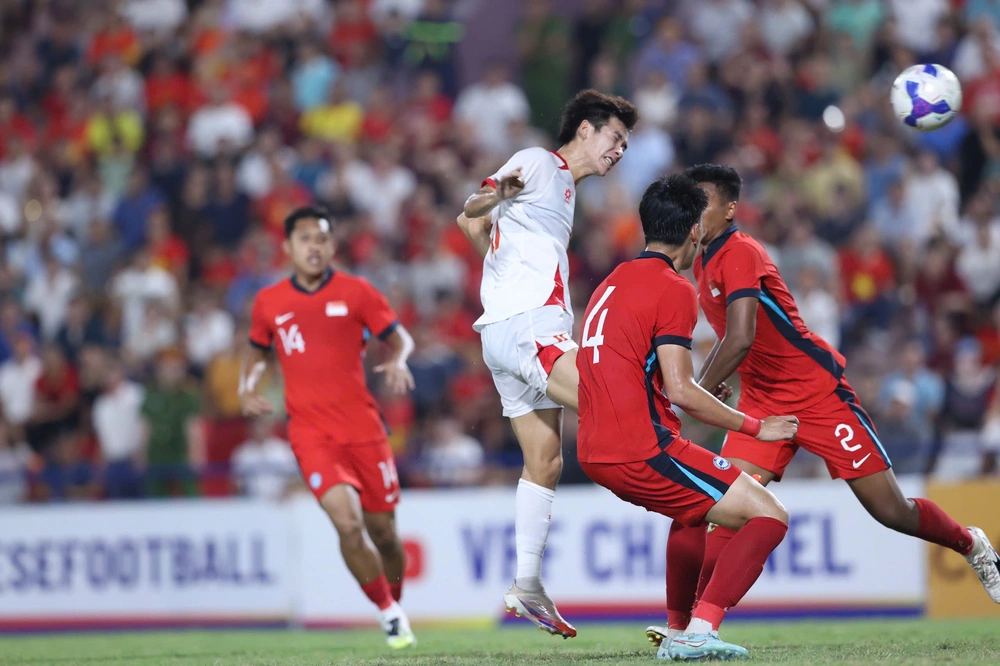 Cầu thủ trẻ xuất sắc nhất V-League khẳng định niềm tin của HLV Kim Sang Sik - Ảnh 1.