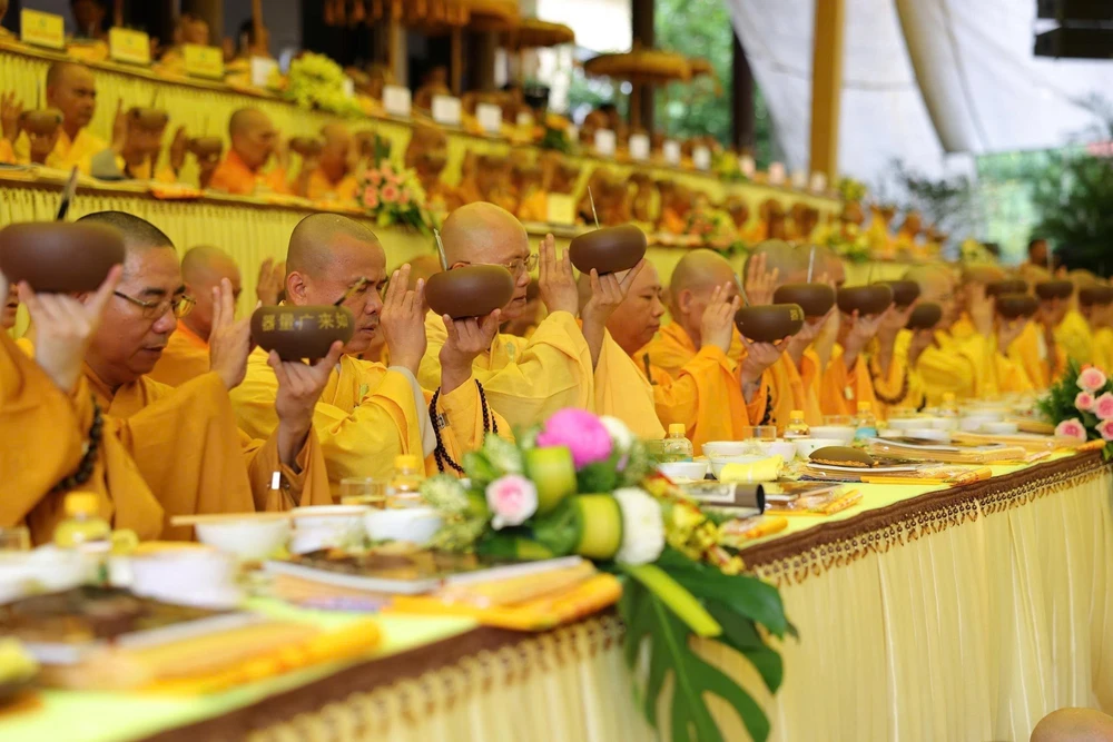 Lễ Vu Lan báo hiếu ở Cố đô Huế - Ảnh 6.