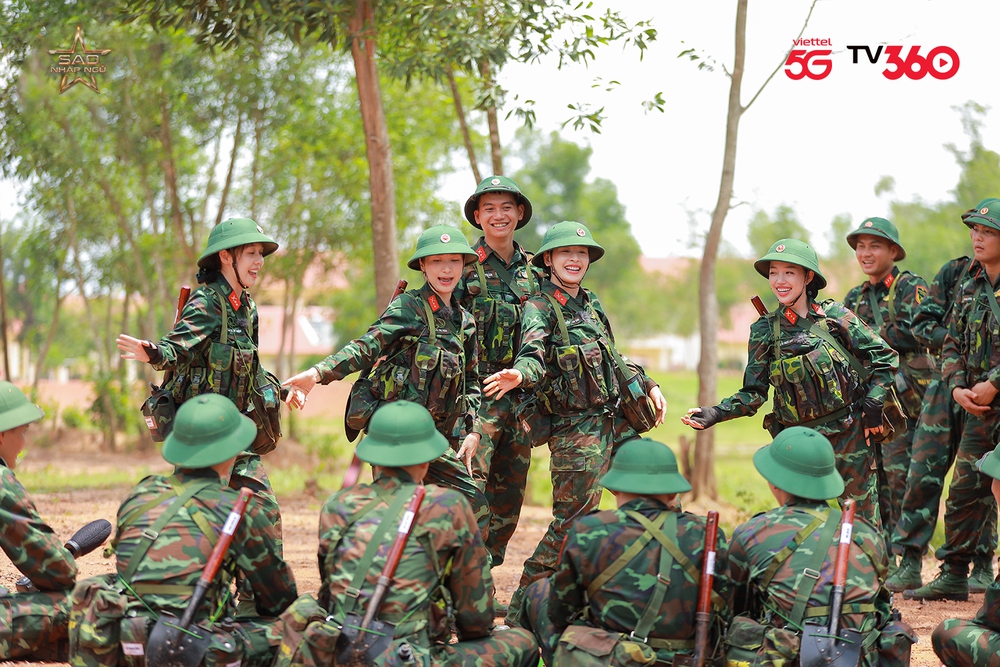 Bình An và khoảnh khắc đặc biệt với “Lữ đoàn 113 anh hùng” - Ảnh 5.