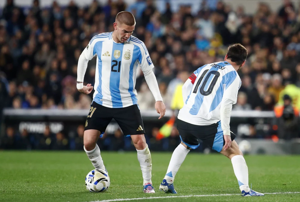 Vòng loại World Cup 2026, 06h00, ngày 10/9, sân Monumental, Ecuador – Argentina: Tìm thấy “Di Maria mới” ở Mastantuono - Ảnh 1.
