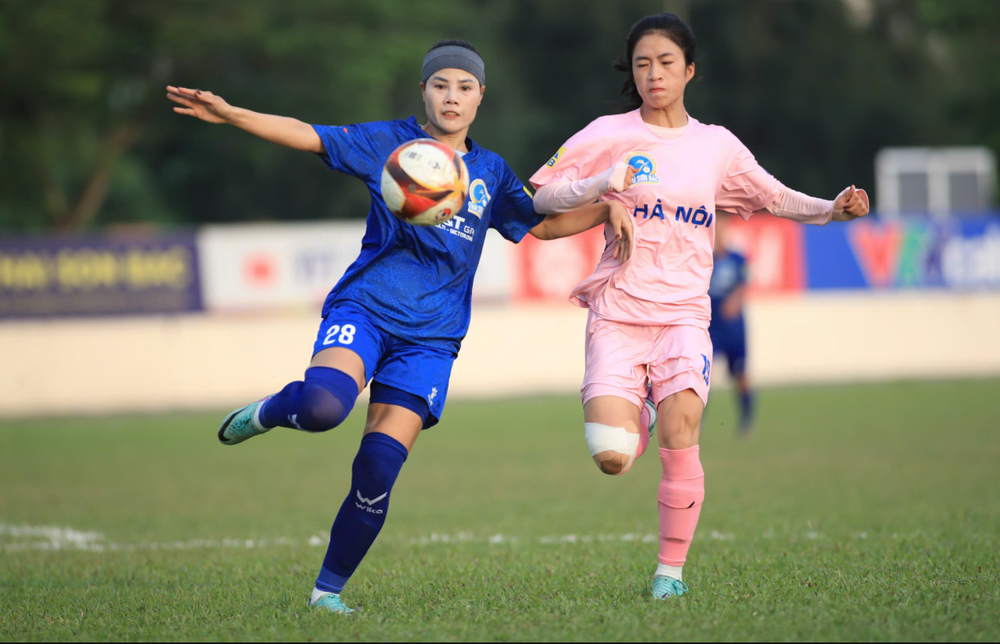 Kim Thanh, Bích Thùy khiến Hà Nội hụt bước - Ảnh 2.