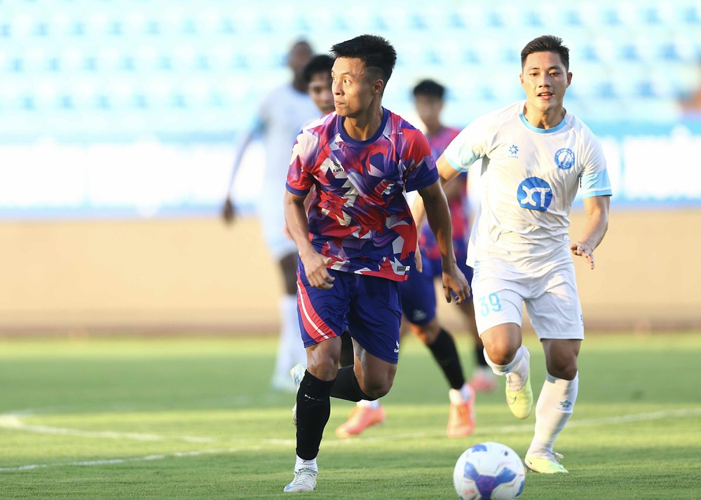 Tin nóng bóng đá Việt Nam hôm nay 9/9: U23 Việt Nam quyết giành ngôi đầu bảng; Giải hạng Nhất quốc gia chỉ còn 1,5 suất thăng hạng - Ảnh 3.