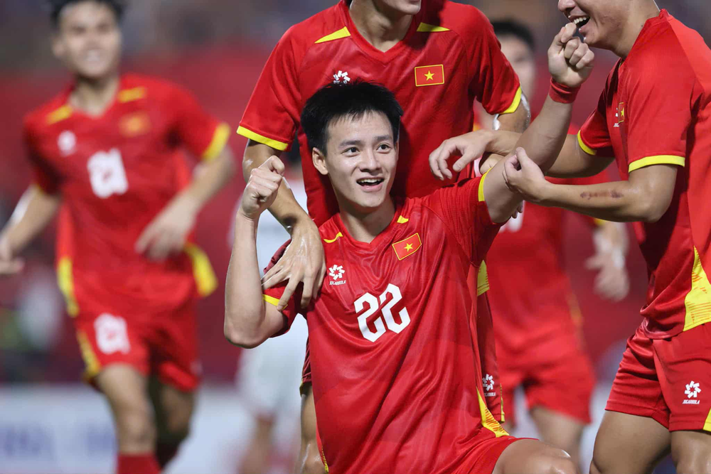 TRỰC TIẾP bóng đá Việt Nam 1-0 Yemen: Thanh Nhàn mở tỷ số - Ảnh 2.