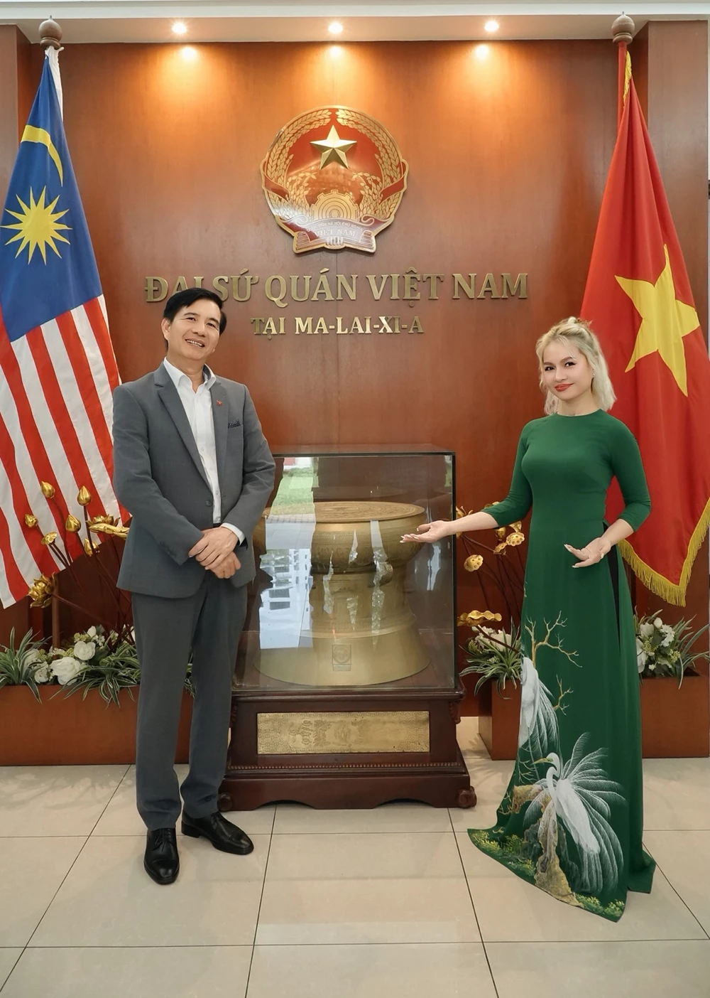 Tuyết Nhi theo đuổi ngành tâm lý sau 20 năm làm chuyên gia trang điểm - Ảnh 3.