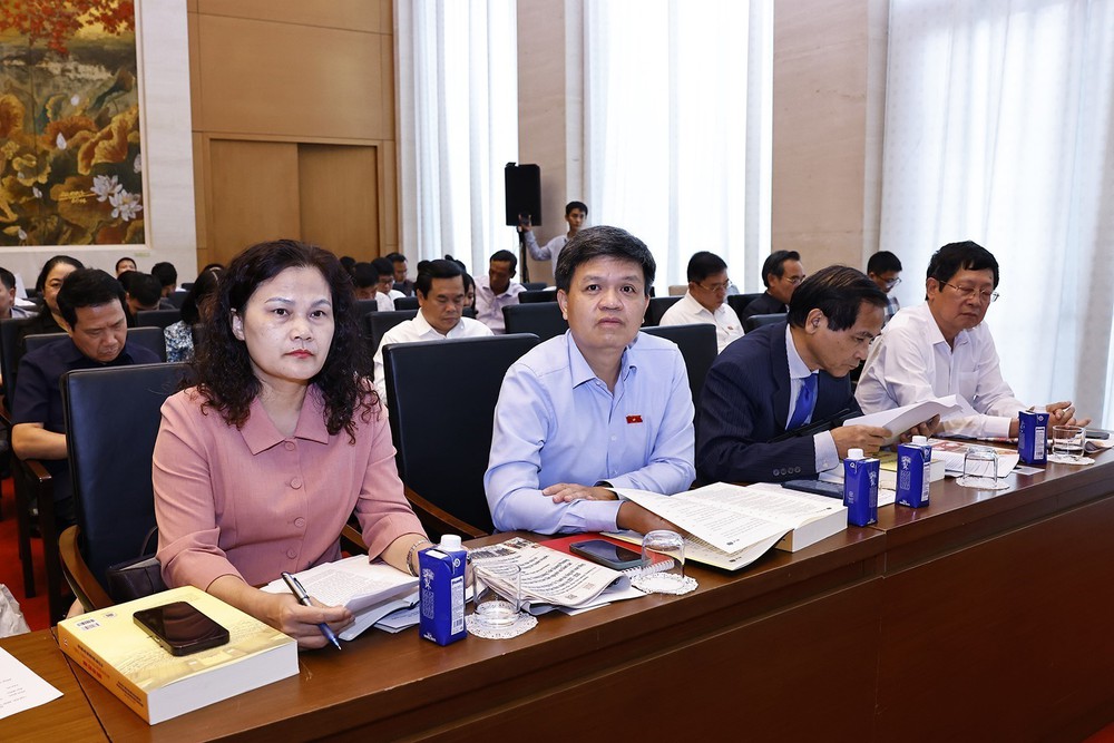 Khẳng định vị trí, vai trò lịch sử của Quốc hội trong sự nghiệp cách mạng - Ảnh 4.