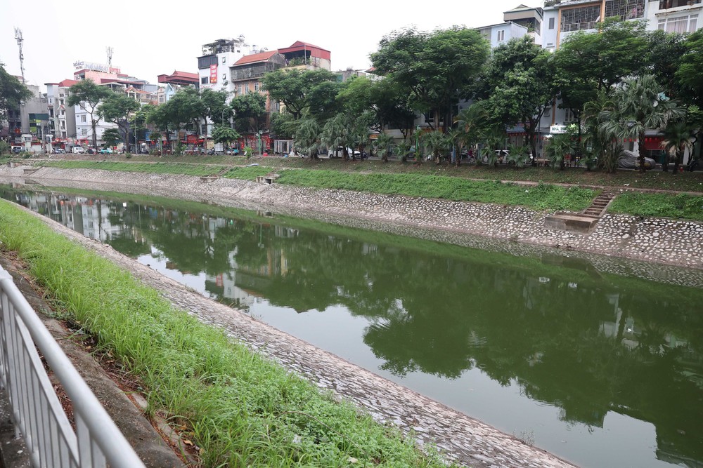 Hà Nội bắt đầu bổ cập nước hồ Tây vào sông Tô Lịch - Ảnh 3.