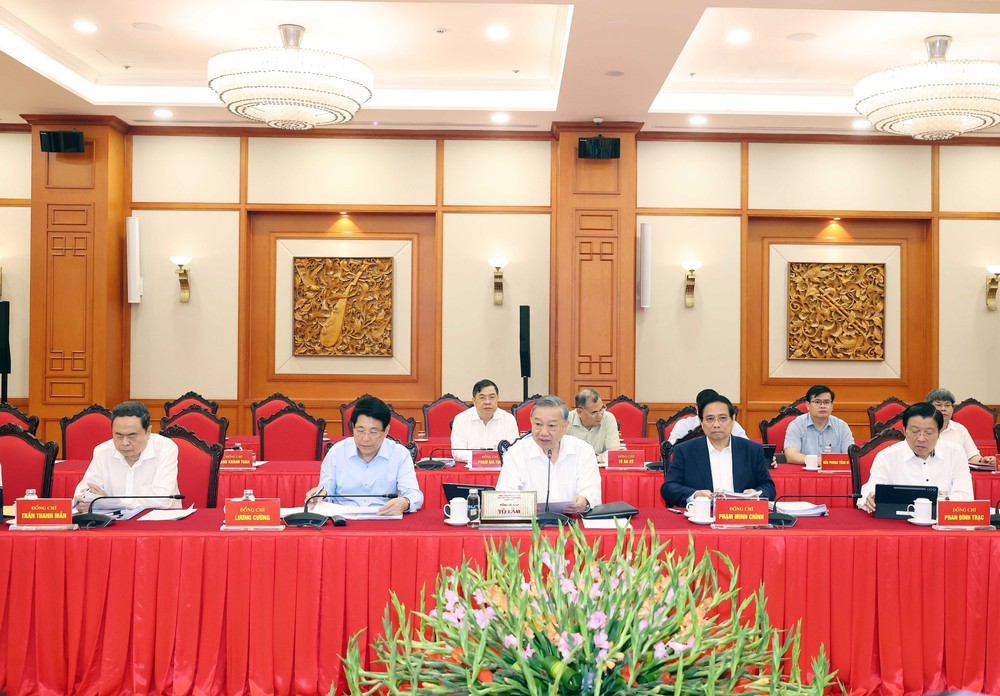 Bộ Chính trị, Ban Bí thư kết luận về định hướng số lượng cấp phó của cơ quan, tổ chức trong hệ thống chính trị - Ảnh 1.