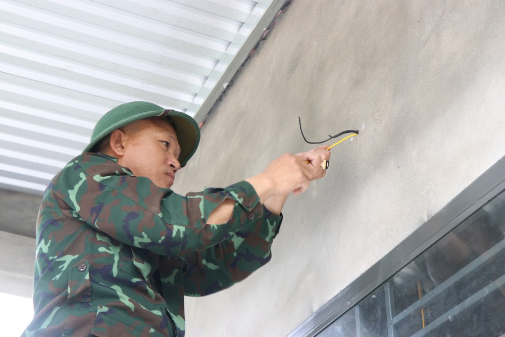 Huế: Niềm vui ngày giáp Tết trong những ngôi nhà mới dựng thần tốc - Ảnh 5.